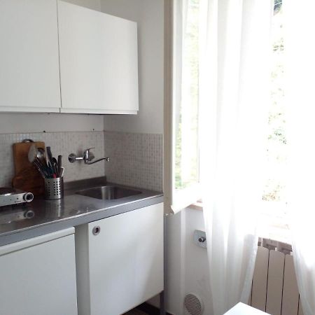 Casa Adri. Comoda, Accessibile, Luminosa. เวอนาซซา ภายนอก รูปภาพ