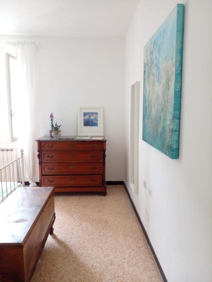 Casa Adri. Comoda, Accessibile, Luminosa. เวอนาซซา ภายนอก รูปภาพ